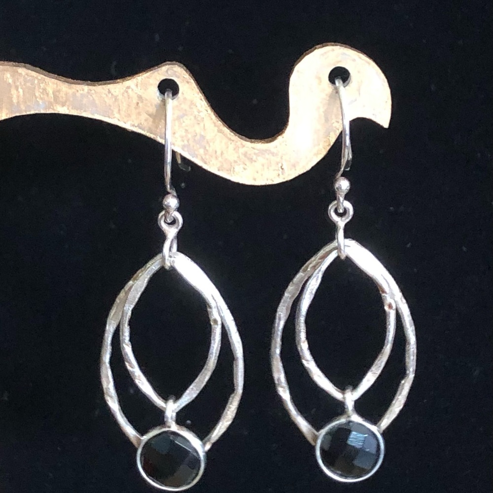 Marquis Grace&Heart Sterling silver black onyx 925 nickel free 1 1/4”